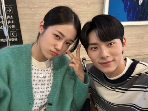 Actor Lee Chae-min HD Instagram Photos and Wallpapers March 2023
