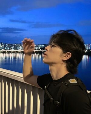 Lee Chan-hyung Instagram - 🏃🏻‍➡️