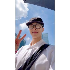 Lee Gi-kwang Instagram - Today's Summer Day in Tokyo🚶🏃‍♂️🌆🌃🌔☁️☀️🗼🇯🇵🍨