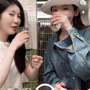Lee Hae-ri Instagram - 아 신나는 생파.재미난 생파.
그것ㅅ슨.바ㅏ로.우리 막냉이 생파❤️