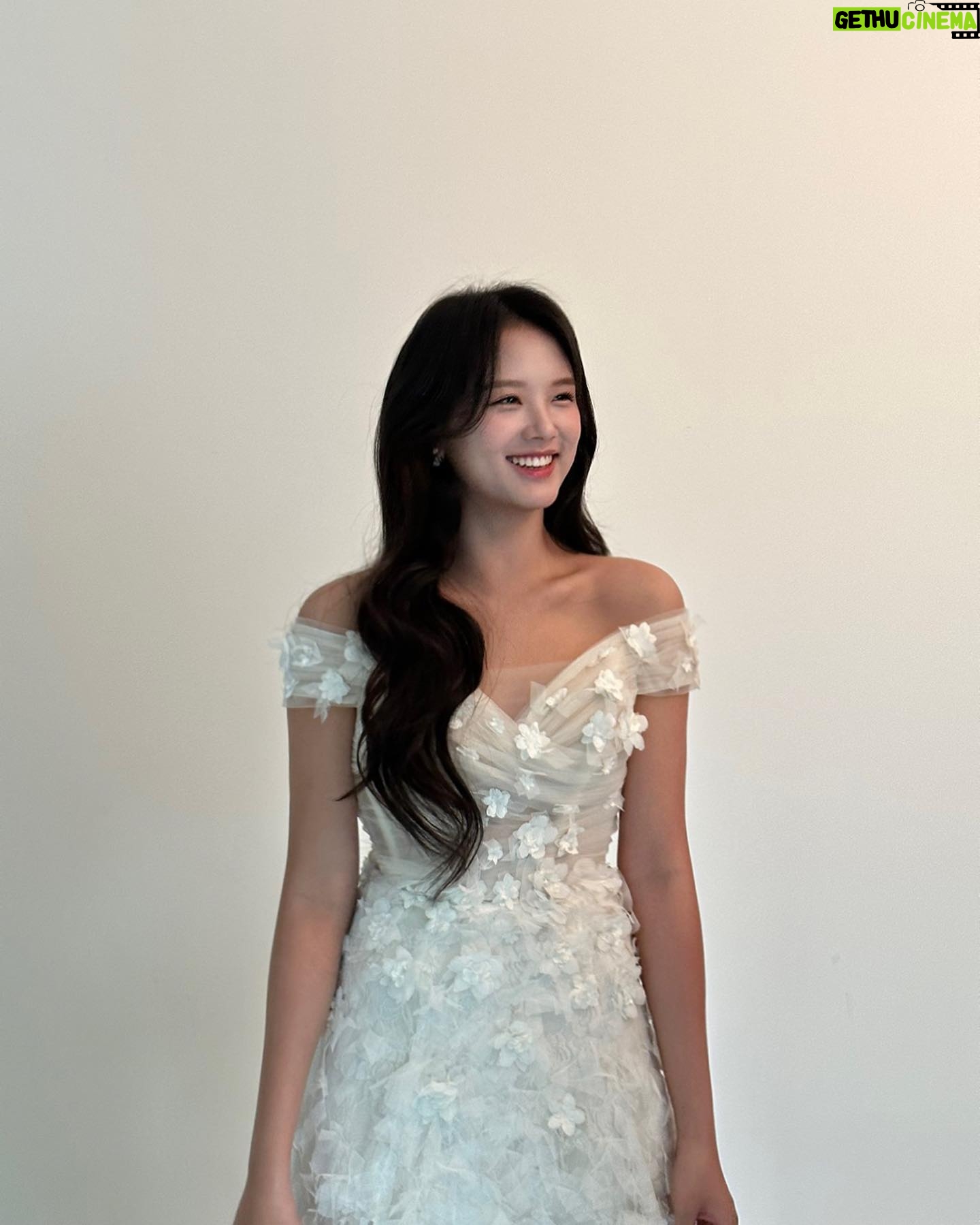 Lee Jae-si - 27.1K Likes -