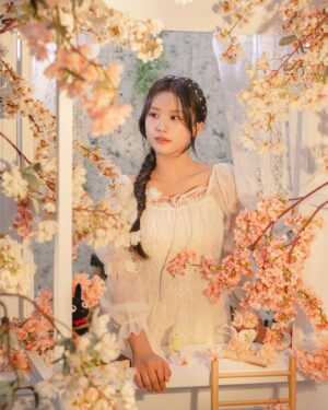Lee Jae-si Instagram - 🌸✨