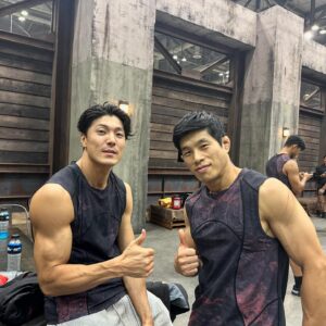 Lee Jae-yoon Instagram - ⚠️

(Spoilers for those havent watched yet!!!)
(스포주의)

몸담았던 작품이 끝나면 늘 그렇듯
이번에도 헤어나오기 어렵네요.

부족함을 알기에.
나는 ‘운동 선수’라 최면을 걸고
임해야만, 거대한 무대에서 
압박을 이겨내며, 평생을 몸바쳐
해온 분들 사이에서 조금이라도
잘해낼수 있을거 같았습니다.

그날들의 공기는 말로는 표현하기 어렵네요.
모두가 각자 사연이 있기에
간절했고, 잘하고 싶었고, 살아남고 싶었죠.
방심을 하거나 최선을 다하지 않을수 없었고, 
진실되게 온힘을 쏟아야만 했습니다.

함께 해준 팀원들.
성빈,민경,Justin,현정이.
그들의 노력이 모두 화면에 담기지 못해 아쉽고
한명한명 얼마나 큰 열정으로 임했는지 알기에
본편으로 확인 할때 뭉클하더군요.
현장에는 더많는 땀과 눈물이 있었습니다.
너무 고맙다.

현장에서 그리고 밖에서
고생하신 제작진분들
그리고 99인. 모두 도전 하는 모습이
멋졌습니다. 많이 배우고 느끼고 갑니다.
Respect.
각자 본업으로 돌아가 하시는 일,
응원합니다.

TEAM!
일상으로 돌아가서도.
어디에서 무얼하던. 
최선을 다하자!
(사진속에 성빈이 없어서 아쉽다🥲)

Age aint shit. Keep grinding.
Stay motivated.
———

Finale.
Still can’t get over it.

I needed the mindset of an
‘Athlete’ to survive in this crowd of
Talents, that dedicated their whole
Life in their craft. I needed that Boost.

It is almost impossible to
Describe the atmosphere, the 
intensity and rollercoaster of emotions.
Everyone had their own stories,
Wanted to win, survive and desperate.
It was a given mission to be truthfully dedicated, and to give it all we got.

My Teammates
Sungbin, MinKyung, Justin and HyunJung
Thank you.
It is unfortunate that the cameras werent able to capture it all. Blood Sweat and Tears.
They were the best.

Thank you, to every involved.
Respect to the rest of the competitors.
Learned a lot from you guys.

 Everyone sending me DMs.
Tagging me on their Stories.
All the Like, follow and comments.
I truly appreciated.

Thank you all.
Age aint shit. Keep grinding.
Stay motivated.

#physical100 
#netflix