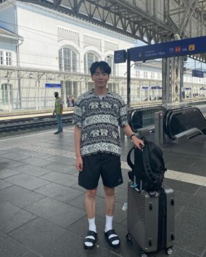 Lee Min-ki Instagram - .
남 찍 사 !
감사합니다 🙇🏻‍♂️
(   풍경은
내 찍 사 : )