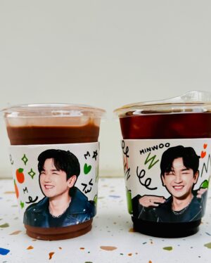 Lee Min-woo Instagram - Good morning🧡

날씨가 오늘도 미쳤다귤🥲

제 생일 기념으로 오늘 공연 오기전에
시원한 아아랑 음료 드시구 오라고
준비한거 잊지않으셨죠??🥰

더위 좀 식히면서
두둥실~ 설레이는 맘으로 좀 이따 만나자귤~🍊💕

I M U🧡