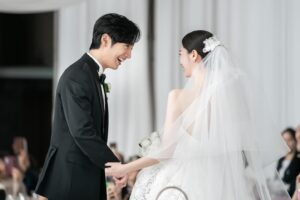 Lee Sang-yeob Instagram - 평생을 함께 하고 싶은 멋진 친구를 만났습니다.
남은 모든 순간
후회없이 사랑하고 행복하겠습니다. 
저희가 함께할 새로운 봄의
첫날을 축복해주신 모든 분들께
진심으로 감사하다는 인사 올리고 싶습니다. 
감사합니다 정말.

늘 응원해주시는 모든 팬분들, 친구들, 가족들에게 
한층 더 깊어진 사람으로써, 배우로써
보답하겠습니다 감사합니다.