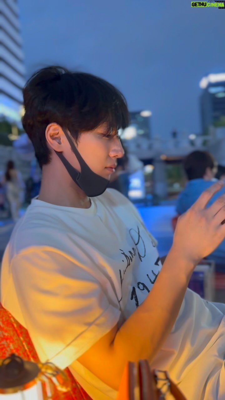 Lee Sang-yeob - 283.6K Likes - 참 예쁜 서울의 밤 #청계천