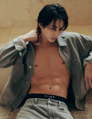 Lee Soo-hyuk Instagram - @timehomme_official 

⚡️

@ellekorea