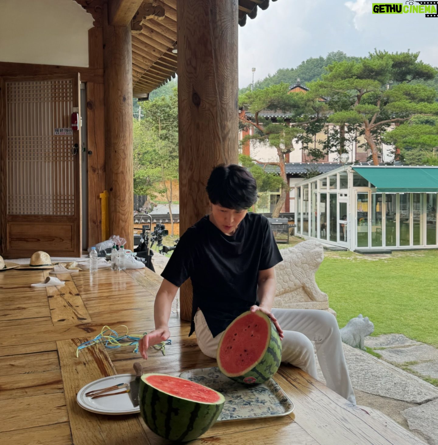 Lee Soo-kyung - 1.9K Likes - .
ģøėė¤ź³¼ģ ģģ¤ķģ¶ģµ
ė§ėģ“ė ģøėė¤ģ ģ¬ėģ ź°ėė°ź³ ķė³µķģ“ģ
2024ė
8ģ20ģ¼ģ ė§ėģ©
.
ź³µź°ģ°ģ -ģ¬ė°°ģ°ģģ¬ģķ
ā¤ļøšš§”š
#tvģ”°ģ #ģ¬ė°°ģ°ģģ¬ģķ #ģģ²