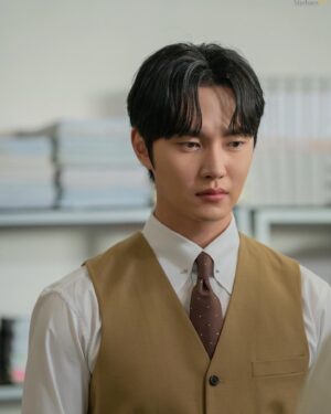 Lee Tae-ri Instagram - 오늘 밤 10시30분, #이연애는불가항력