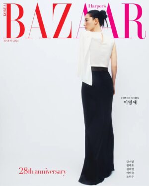 Lee Young-ae Instagram - 🌧🌈🥤🍹🍉🍇🌻⚘️🌸😉😊😘🩵💙🙇‍♀️🙆‍♀️
@harpersbazaarkorea 
@ralphlauren