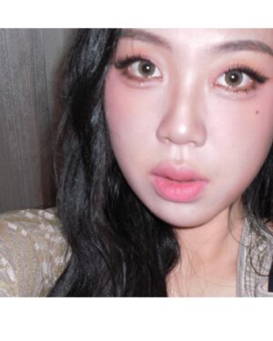 Lee Young-ji Instagram - 왼쪽 얼굴 중독자