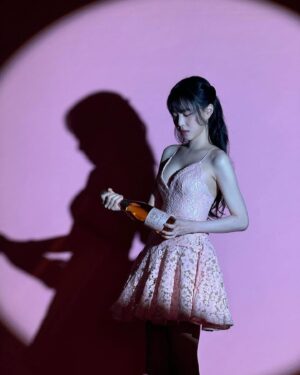 Lee Yul-eum Instagram - @vinadawines_korea