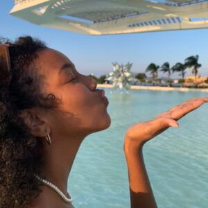 Lellê Instagram - sou apaixonada por bons momentos e ontem foi assim ✨🩵🧚🏾‍♀️