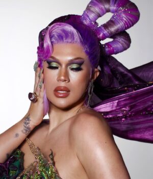 Lemon Instagram - when i saw “mother nature” as a runway category immediately i wanted to pay tribute to the earths most beautiful plant, weed!!! 🍃🤩✨

📸 @thedivasoria 
👗 @_thesukidoll 
💇🏼‍♀️ @genderfcked.wigs 
💅🏼 @funeralfacenails 
👠 @betseyjohnson