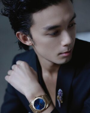 Leo Wu Instagram - A Nice day! @jc.babin @bvlgari#Bvlgari#BvlgariJewelry#Serpenti#SerpentiFactory