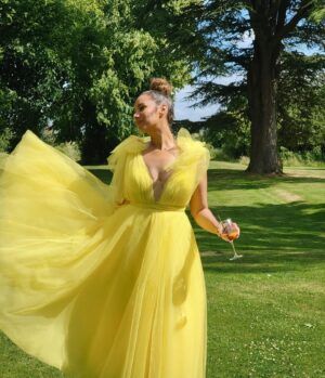 Leona Lewis Instagram - Ladies of the Manor 🌼 feeling all the love on this beautiful day, congratulations to my soul sister @colacarson 🤍