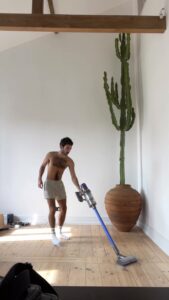 Leonardo Marques Top 100 Instagram Photos and Posts