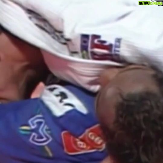 Leonardo Santos - 780 Likes - 2004 Blackbelt Grand Prix Highlight
Léo Santos vs Frédson Paixão!🙌🏽👊🏽
#novauniaostyle #reidosleves #capitaogancho #bjj #ibjjf #cbjj #jiujitsu #wearenovauniao #abençoado #obrigado