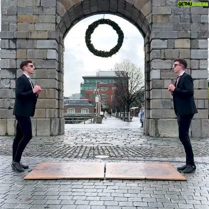 Leonardo Santos - 709 Likes - 😅😅
Feliz Navidance 😎🎄
#feliznavidad #gardinerbrothers #dance #irish #reels @josefeliciano
Reposted from @gardinerbrothers