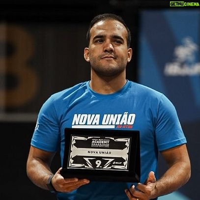 Leonardo Santos - 533 Likes - Obrigado a todos os professores envolvidos, seguimos entre as 10 maiores academias de Jiu-Jitsu do mundo🙌🥋
Thank you to all the team’s coaches, we remain among the 10 largest Jiu-Jitsu academies in the world
📸: @m8sportsoficial
#teamnovauniao #nu #ibjjf #cbjj #jiujitsu