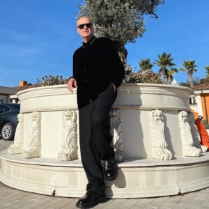 Levent Özdilek Instagram - Like I’m losing track of time 
Like I don’t really care right now, but maybe that’s fine