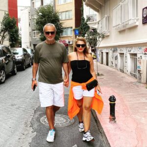Levent Özdilek Instagram - Mahalle de Pazar gününü severiz 
#pazar