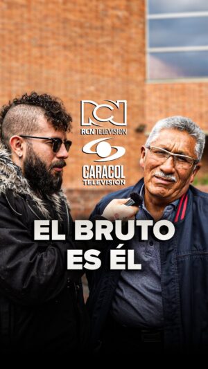 Levy Rincón Instagram - El presidente Petro dijo que RCN y Caracol embrutecen a la gente y por eso salimos a la calle a preguntar si es verdad

¿RCN y Caracol embrutecen a las personas? 

Vox Pop completo hoy desde las 6 pm en mi canal de Youtube. 

Link en la bio 👆