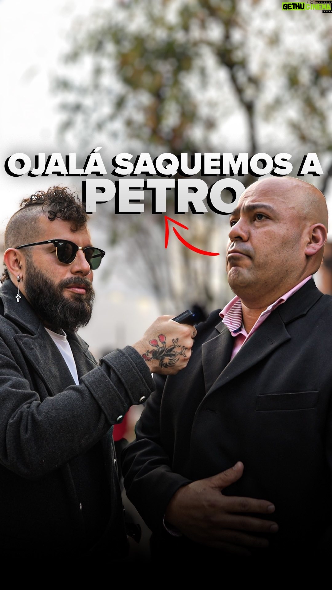 Levy Rincón - 3.8K Likes - Que dicen los uribistas que a Petro toca sacarlo ya mismo de la presidencia pero que la reelección de Uribe fue lo mejor que le pudo pasar al país.
Vox Pop completo en mi canal de Youtube.