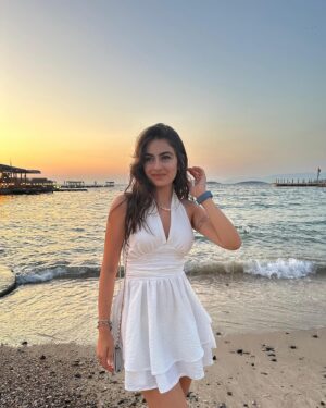 Leya Kırşan Instagram - 🌊🤍