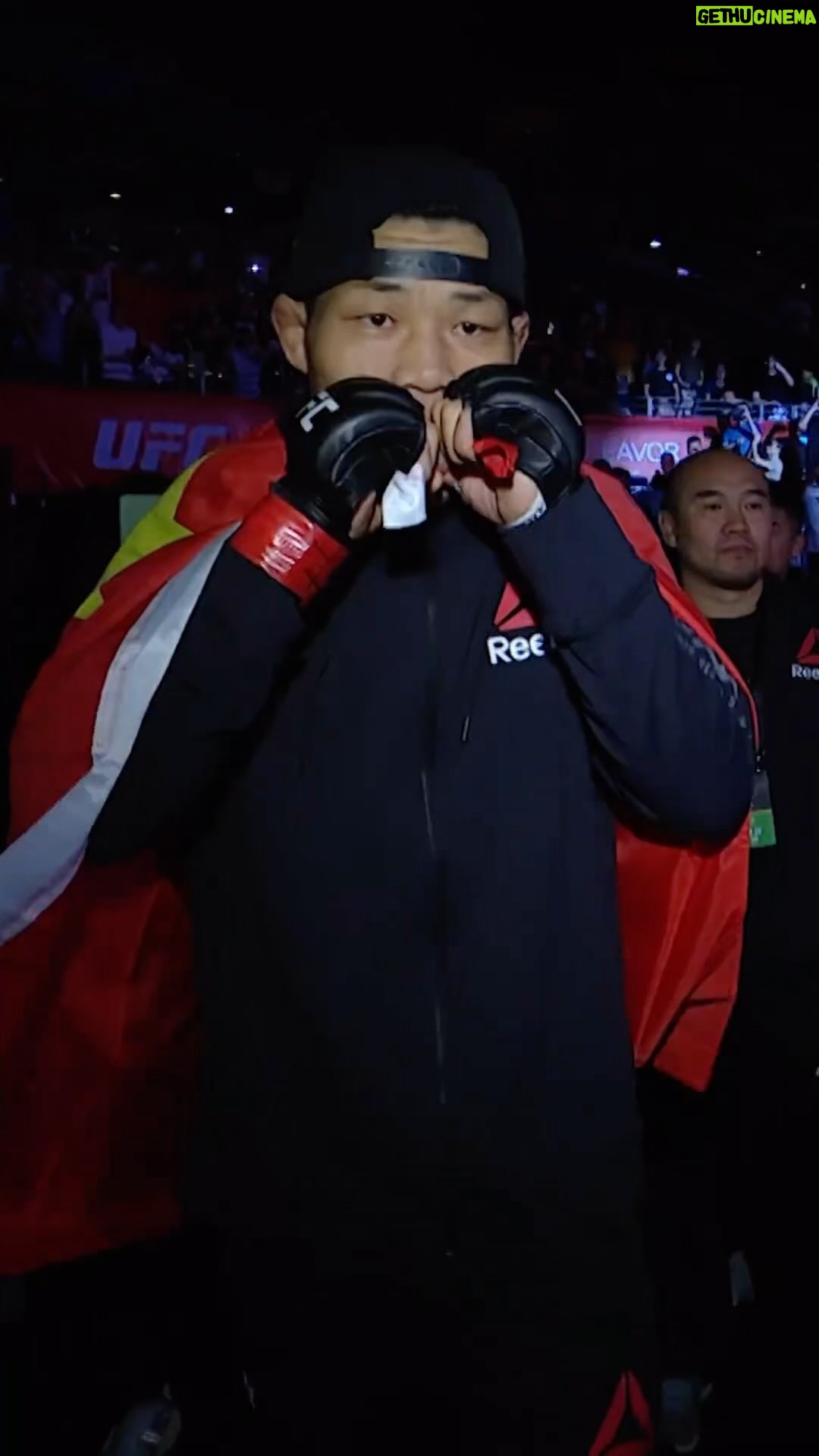 Li Jingliang - 4.3K Likes - I am who I am,Open the way to victory with victory!