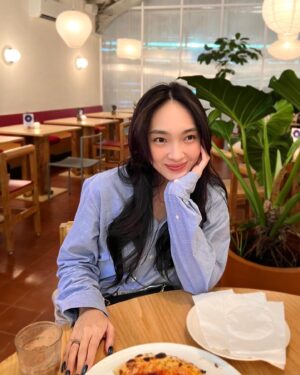 Lidya Maulida Djuhandar Instagram - 🍕
