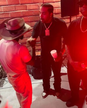 Lil' Flip Instagram - “ EVERYDAY SINGLE DAY I WAKE UP 🥱 AND THANK 🙏🏽 GOD AND THEN I PROCEED TO DO SOME #LEGENDARY SHIT!! #HAPPYBDAY 🎂 TO MY HOMIE BOSS 🤘🏾 aka @justtrain 🥃 🥃 
MUCH LOVE TO @kevinhart4real @russwest44 & @z_ro & @donke713 WE HAD A GREAT TIME!! 🏀 🤘🏾🤠 🔩 🍀”