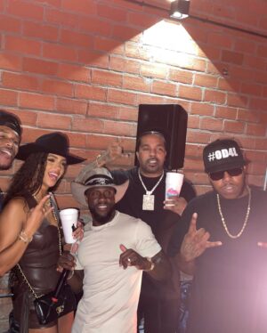 Lil' Flip Instagram - “ EVERYDAY SINGLE DAY I WAKE UP 🥱 AND THANK 🙏🏽 GOD AND THEN I PROCEED TO DO SOME #LEGENDARY SHIT!! #HAPPYBDAY 🎂 TO MY HOMIE BOSS 🤘🏾 aka @justtrain 🥃 🥃 
MUCH LOVE TO @kevinhart4real @russwest44 & @z_ro & @donke713 WE HAD A GREAT TIME!! 🏀 🤘🏾🤠 🔩 🍀”