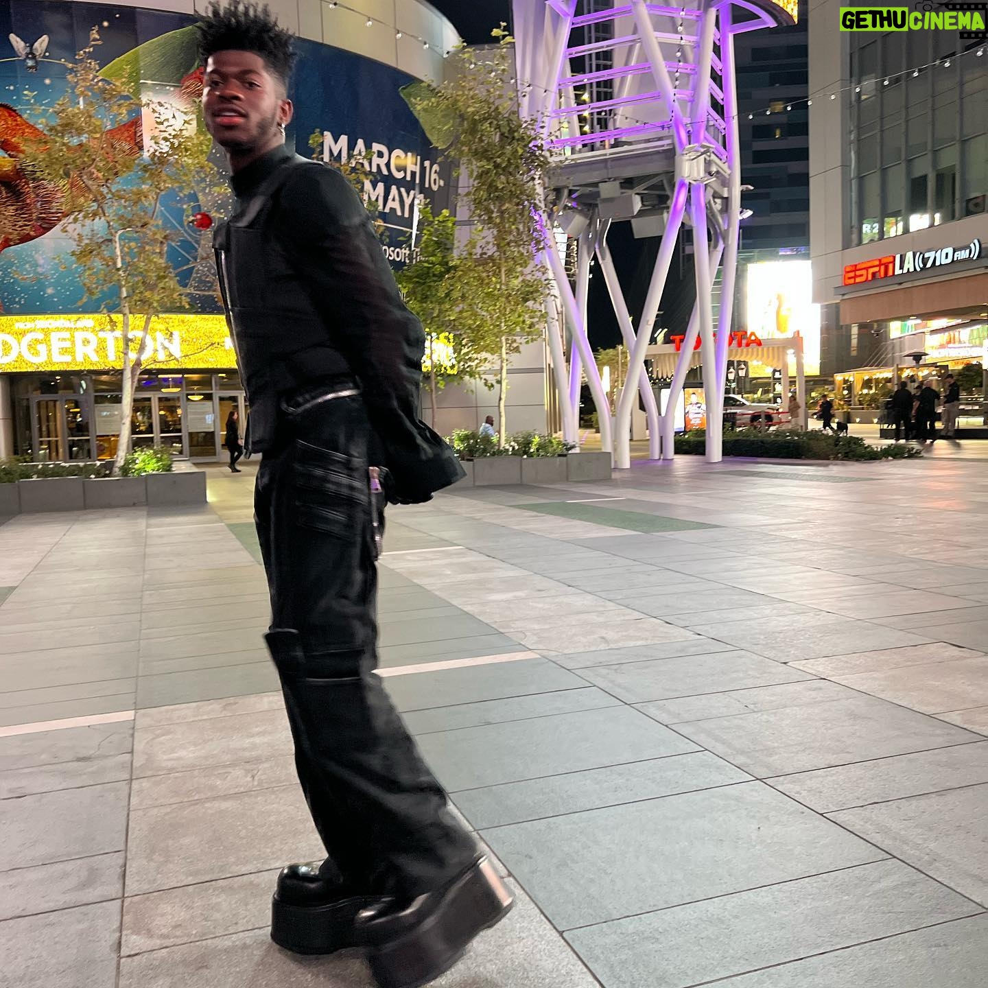 Lil Nas X - 1 Million Likes - listen 💕