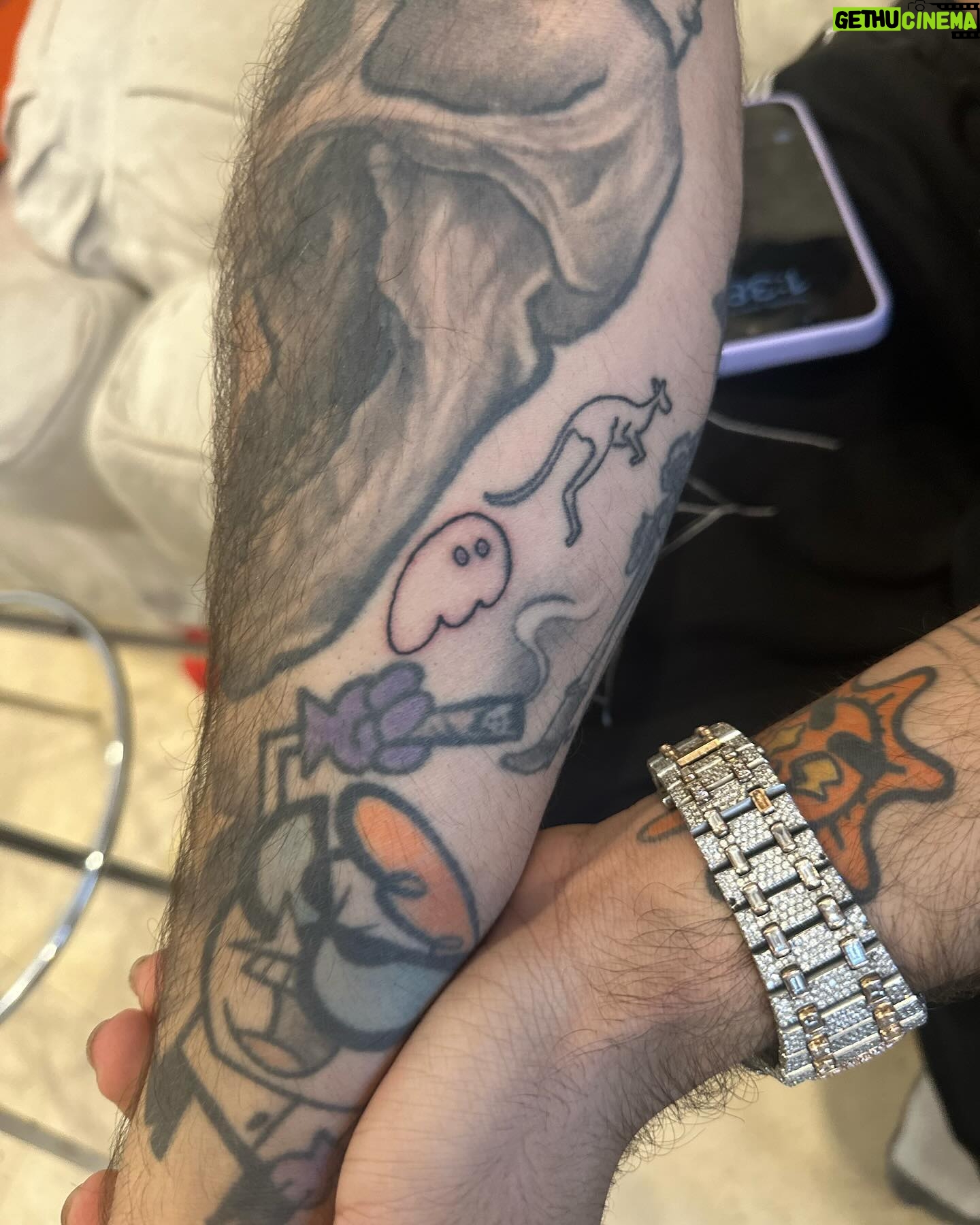 Lil Pump - 221.7K Likes - Like my new tats? I sold my Sol.