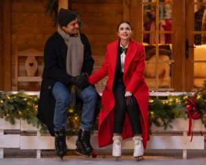 Lily Collins Instagram - A little something to tide you over until September 12 — a first look at @emilyinparis season four, part TWO!! Let's see what happens when Emily takes a little Roman holiday...