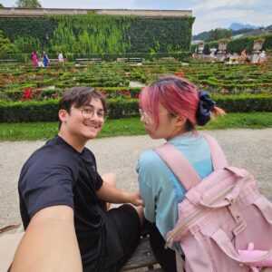 Lily Ki Instagram - look at us being tourists