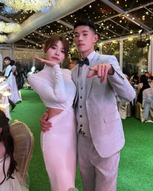 Lin Min-Chen Instagram - 人生能有多少次喜極而泣呢

大寶弟好幸運💕文馨謝謝妳願意嫁給大寶弟 成為我們一輩子的家人 以後有我們罩著妳❤️愛妳❤️疼妳❤️

從小抱在懷裡把屎把尿的大寶弟 真的長大了❤️