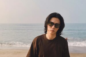 Lin Yu Instagram - -
🌊
5月你好

日曆又翻一頁了
希望大家在這個母愛的月份
可以迎來好人好事好工作
繼續走在對的道路上
辛苦是暫時的
我們一起加油

#勞動節快樂 
#祝我經紀人kiki生日快樂🎂