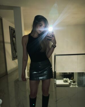 Lina Tejeiro Instagram - De tenerte, también tengo ganas
Solo dame chance para asimilar…
