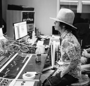 Linda Perry Instagram - Can’t stop won’t stop #norestforthewicked