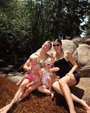 Lindsay Arnold Instagram - When a @dancingwiththestars partnership turns into a lifelong friendship >>>> 

We had the best week with our faves @mattjames919 @rachaelkirkconnell 🫶 

#utahactivities #friends #utahgram