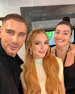 Lindsay Lohan Instagram - Thank you for having me @disneyd23 for the Disney Legends ceremony ☺️ Congratulations to the class of 2024 Disney Legends! 🫶🤗 #freakierfriday 📸 @diggzy