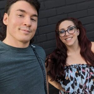 Lindsey Kerecz Instagram - 🍰 🕯️ HAPPY BIRTHDAY 🎉🎂

My favorite person in the entire world. I love you the most. Thank you for sticking around another year. @vforveda 💕🌍 ⭐
