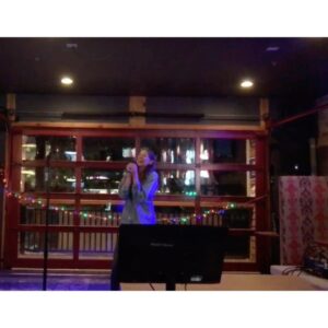 Lio Tipton Instagram - Baba O’Riley brings out my inner rock star, or at least some pretty awesome dance shimmies. Top notch shimmies.