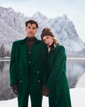 Lize Feryn Instagram - Met Melange in winterwonderland ❄️

@melange.label 

Topteam voor @nina_hln 🫶🏻
@michielsanke @dirkalexanderphotography @meldaems @marlienechelpoels @sabahmesbahi @suedtirol.official @3zinnendolomites