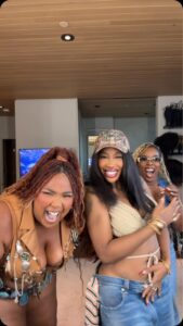 Actress Lizzo HD Instagram Photos and Wallpapers September 2024