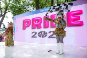 Lolita Banana Instagram - Nuestras reinas lucieron MARAVILLOSAS en estas fotos detrás de cámaras de su aparición en la Marcha del Orgullo LGBT  2024 en CDMX! 😍🌈 Nuevo episodio MAÑANA

🇲🇽 @dragracemexico se estrena los jueves a las 8PM CST (CDMX) solo en @wowpresentsplus mundialmente.

‼️ El primer episodio será GRATIS en @wowpresentspluses para todos los usuarios registrados cuando se estrene. ¡Solo crea una cuenta!