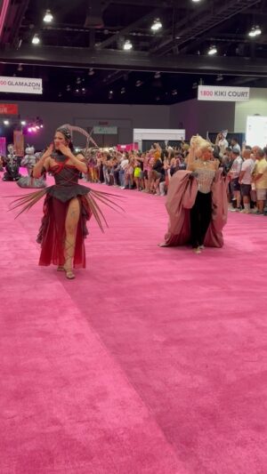 Lolita Banana Instagram - Streaming LIVE from #DragCon LA ‼️ Watch the full #DragCon LA Queens Walk in Live From The Pink Carpet, hosted by @michellevisage and livestreaming only on @wowpresentsplus 

🎟️ Tickets on sale at rupaulsdragcon.com
🌴 LA: Today   tomorrow July 19 & 20
🇬🇧 UK: 10 & 11 Jan 2025